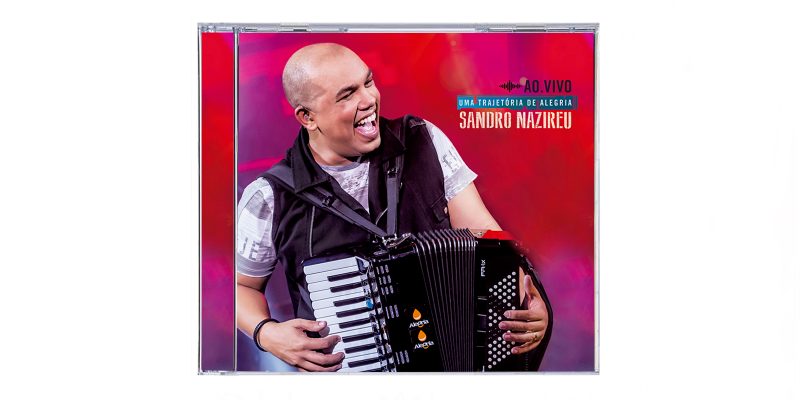 Primeiro CD ao vivo de Sandro Nazireu já chegou da fábrica